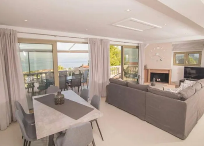 Panorama Pool Apartamento Calamata