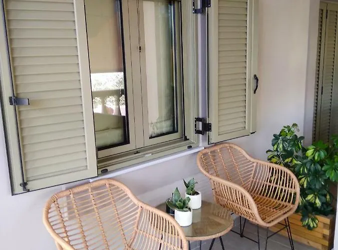 Panorama Pool Calamata