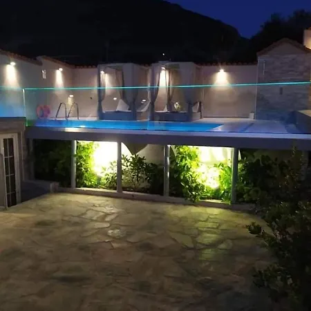 Panorama Pool Apartment Kalamata